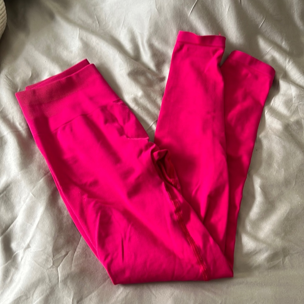 Alphalete Amplify Leggings OG Scrunch Hot Pink